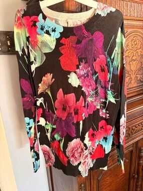 Halogan Black Multicolor Floral Warm Chic Sweater--Medium
